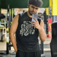 Ritik Singh的照片