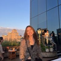 Julia Bondar的照片