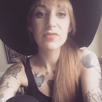 Bernadette Madeleine的照片