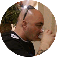 J.R. Rosales的照片