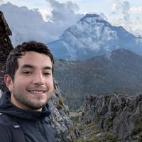 Emiliano Bremont的照片