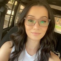 Lola Abdullaeva的照片