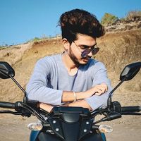 Gamit Kailas's Photo