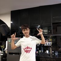 M-Chau Nguyen's Photo