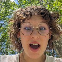 Eloïse BRETHES的照片