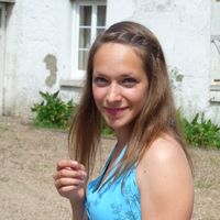 Claire Sallibartan的照片