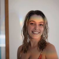 Naomi O'Toole的照片