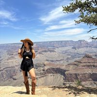 Ainagul Akkalikyzy的照片