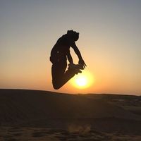 Robin Thomas's Photo