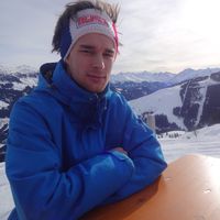 Jesse Treharne的照片