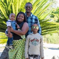 Bogosi Kakambi的照片