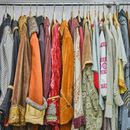 Men & Women's Vintage Fashion Market's picture