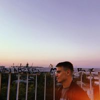 Артем  Емченко's Photo