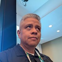 Hugo Palafox的照片