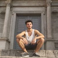 Florian Castells的照片