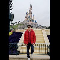 Christian Abrego的照片