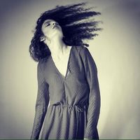 angela bernardi的照片