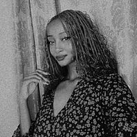 Caroline Nthenya's Photo