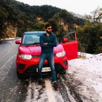 Sudhanshu Dangwal的照片