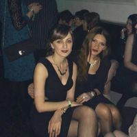 Тее Давитиани的照片