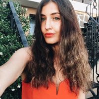 Anna Glukhova的照片