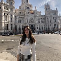 Şevval Aday的照片