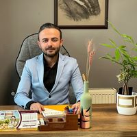 Alper Tunga Burhan的照片