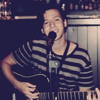 Carlos Eduardo Baldivian Cusati的照片