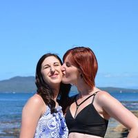 Fotos de Anneliese Findlay