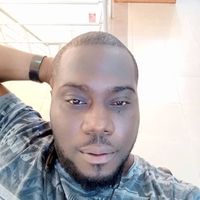 Olisa Nzekwu的照片