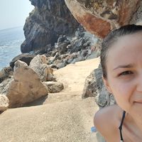 Petra Borovská的照片