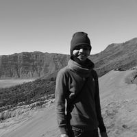 Rivelino Ismaya's Photo