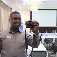 Taslim Musa-Azeez的照片