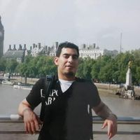 karim moussaoui的照片