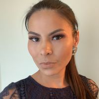 MLou Elizabeth Mintram的照片