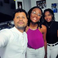 Vaneza Mendoza's Photo