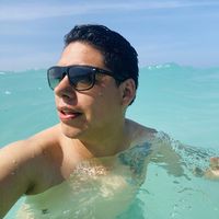 Othonyel Suárez Lara的照片