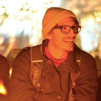 Joshua Barker的照片