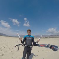 Adrian Anelli Rojas的照片