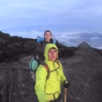 Christian  Ayala的照片