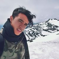 Alejandro Guzman的照片