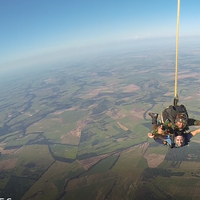 Israel Valencia的照片