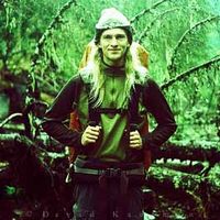 Nicholas Travers的照片