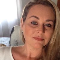 Roberta Sales的照片