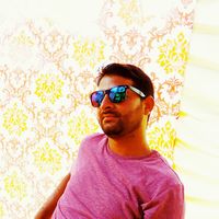 Fotos de Roshan Thakur