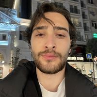 Ömer Karapınar的照片