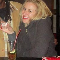 jennifer Byrne的照片