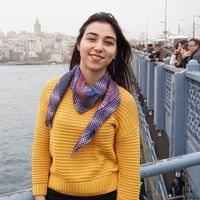 Kübra Altınkürek的照片