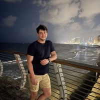 Josh Daniels的照片