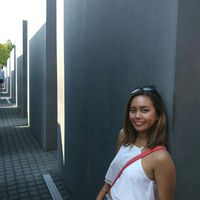 Rosalia Riris Wulandari's Photo